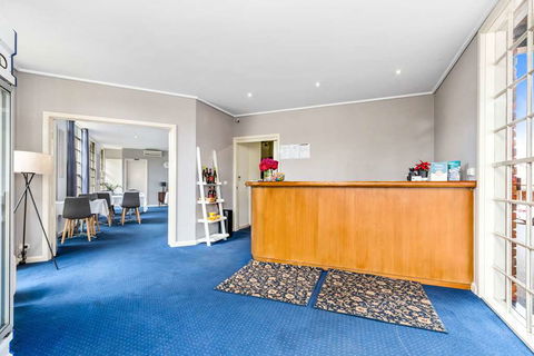 Comfort Inn Greenborough - Accommodation Redcliffe 2
