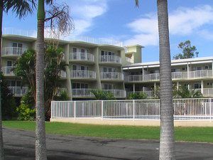 Cabarita Lake Apartments - Accommodation Redcliffe 0