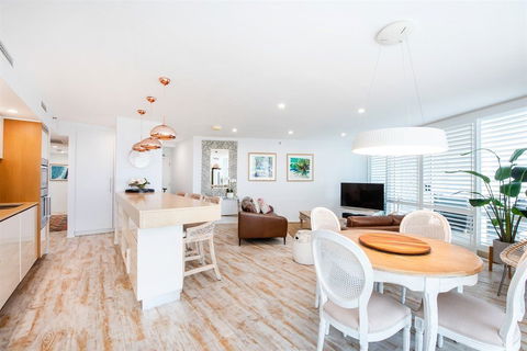Lanai Riverside Apartments - Accommodation Redcliffe 1