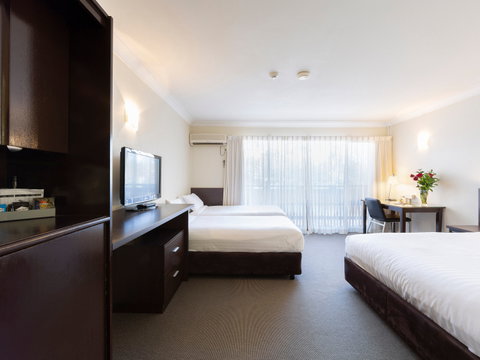 ibis Styles Canberra Tall Trees - Accommodation Redcliffe 2