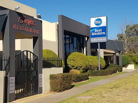Best Western Chaffey Intl Motor Inn - Accommodation Redcliffe 0