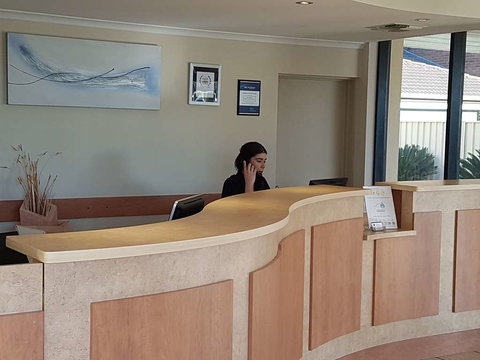 Best Western Chaffey Intl Motor Inn - Accommodation Redcliffe 1