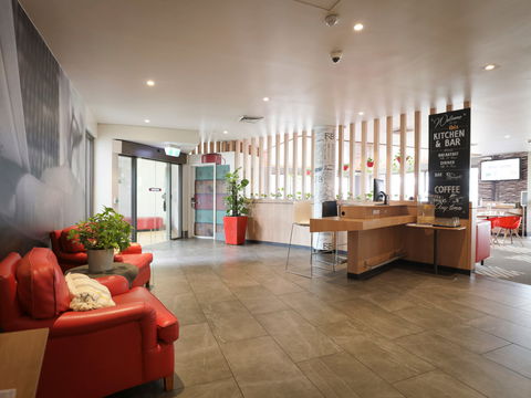 Ibis Sydney Airport - Accommodation Redcliffe 0