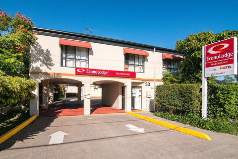 Econo Lodge Waterford - Accommodation Redcliffe 0