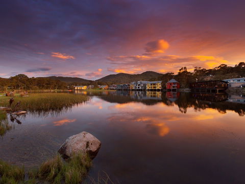 Novotel Lake Crackenback Resort & Spa - Accommodation Redcliffe 2