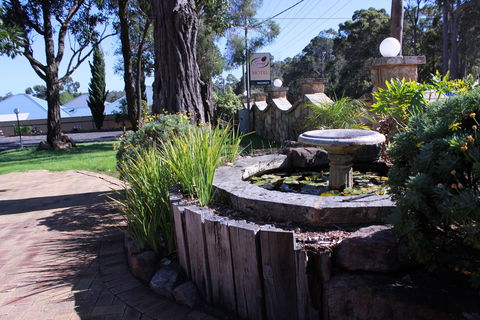 Margaret River Motel - Accommodation Redcliffe 1