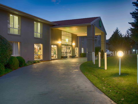 Ibis Styles Canberra - Accommodation Redcliffe 2