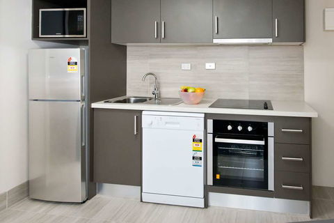 APX Apartments Parramatta - Accommodation Redcliffe 12