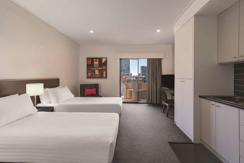 Adina Apartment Hotel Barrack Plaza - Accommodation Redcliffe 12