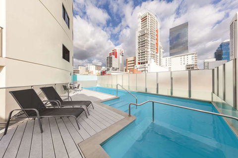 Adina Apartment Hotel Barrack Plaza - Accommodation Redcliffe 13