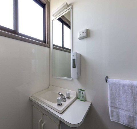 BIG4 Albury Tourist Park - Accommodation Redcliffe 0