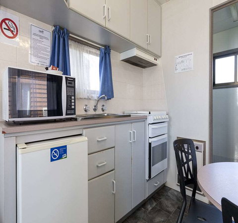 BIG4 Albury Tourist Park - Accommodation Redcliffe 5