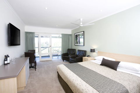 Golden Heritage Motor Inn & Cottages - Accommodation Redcliffe 3
