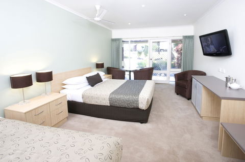 Golden Heritage Motor Inn & Cottages - Accommodation Redcliffe 5