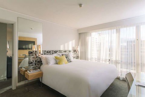 QT Canberra - Accommodation Redcliffe 16