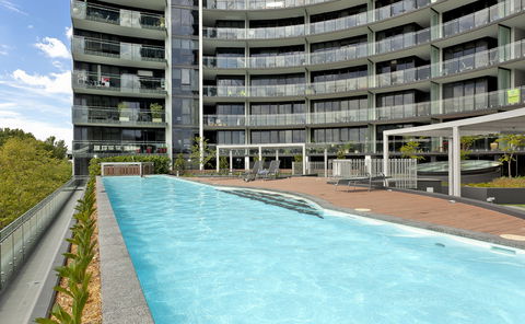 Astra Canberra Manhattan - Accommodation Redcliffe 13
