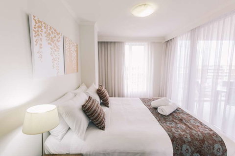 Newcastle Central Plaza - Accommodation Redcliffe 2