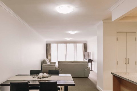 Newcastle Central Plaza - Accommodation Redcliffe 6