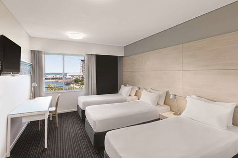 Vibe Hotel Darwin Waterfront - Accommodation Redcliffe 6