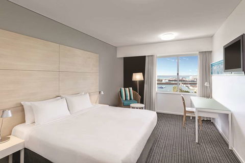 Vibe Hotel Darwin Waterfront - Accommodation Redcliffe 10