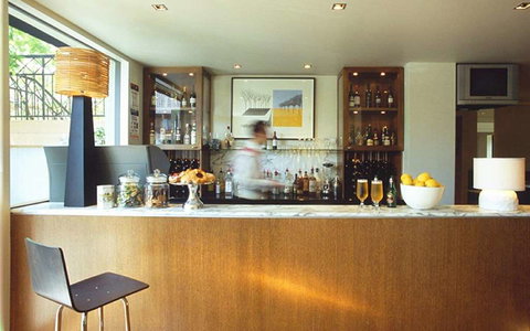 Best Western Plus The Tudor-Box Hill - Accommodation Redcliffe 9