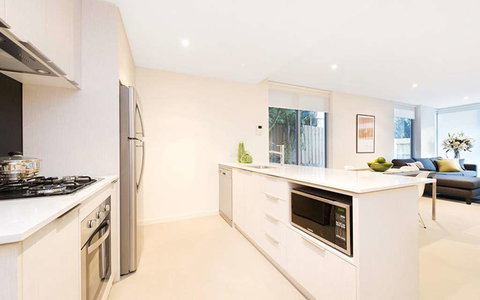 Best Western Plus The Tudor-Box Hill - Accommodation Redcliffe 16