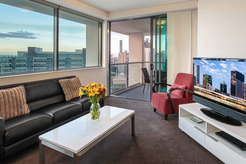 Evolution Apartments - Accommodation Redcliffe 2