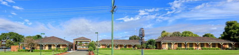 Bushmans Motor Inn - Accommodation Redcliffe 0