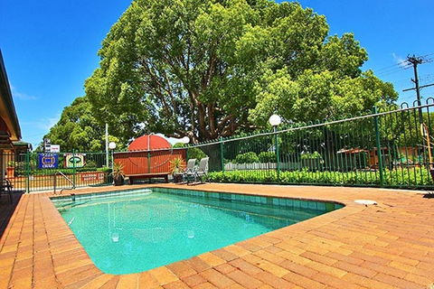 Garden City Motor Inn - Accommodation Redcliffe 1