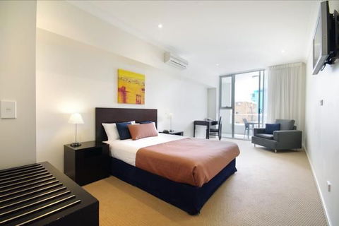 Macquarie Waters Boutique Apartment Htl - Accommodation Redcliffe 2
