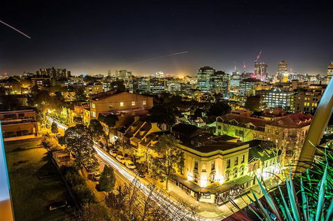 Adge Apartment Hotel - Accommodation Redcliffe 1