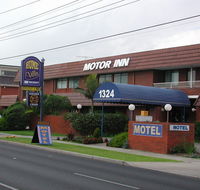 Hume Villa Motor Inn - Accommodation Redcliffe