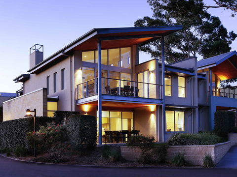 Grand Mercure Apts The Vintage - Accommodation Redcliffe 0