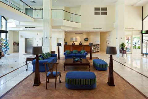 Mantra Esplanade - Accommodation Redcliffe 1