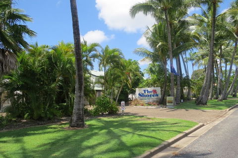 The Shores Holiday Apartments - Accommodation Redcliffe 0