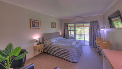 Jacaranda Motor Lodge - Accommodation Redcliffe 1