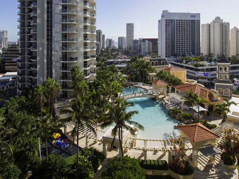 Mantra Towers Of Chevron Surfers - Accommodation Redcliffe 1