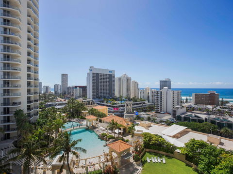 Mantra Towers Of Chevron Surfers - Accommodation Redcliffe 2