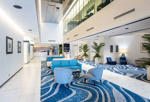 Hilton Surfers Paradise Hotel - Accommodation Redcliffe 2