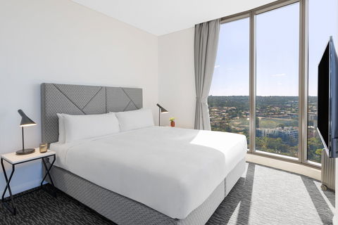 Meriton Suites George St - Accommodation Redcliffe 0