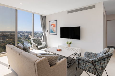 Meriton Suites George St - Accommodation Redcliffe 4