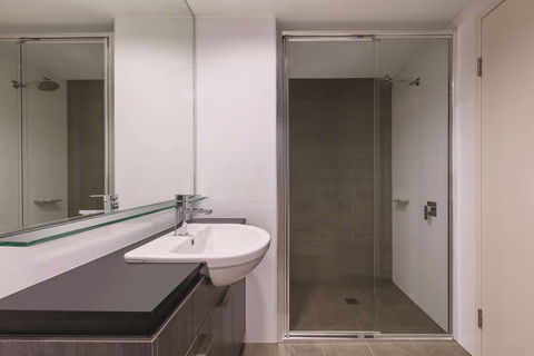 Adina Apartment Hotel Sydney Airport - Accommodation Redcliffe 6