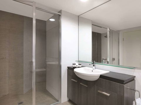 Adina Apartment Hotel Sydney Airport - Accommodation Redcliffe 11