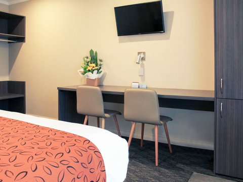 Mercure Orange - Accommodation Redcliffe 7