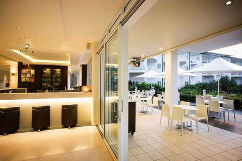 Mantra On Salt Beach - Accommodation Redcliffe 3