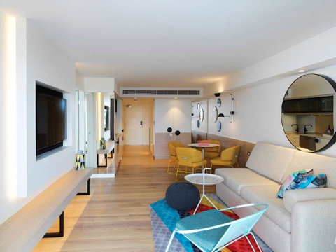 QT Bondi - Accommodation Redcliffe 7