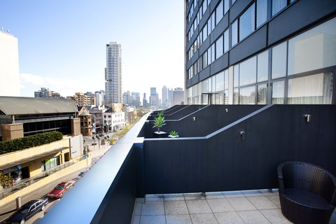 Larmont Sydney by Lancemore - Accommodation Redcliffe 11