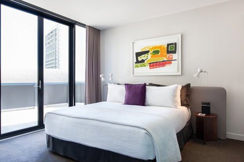 Larmont Sydney by Lancemore - Accommodation Redcliffe 13