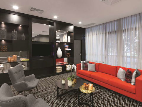 Adina Apartment Hotel Sydney Airport - Accommodation Redcliffe 3
