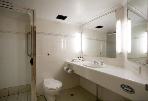 Capital Executive Apt Hotel Canberra - Accommodation Redcliffe 4